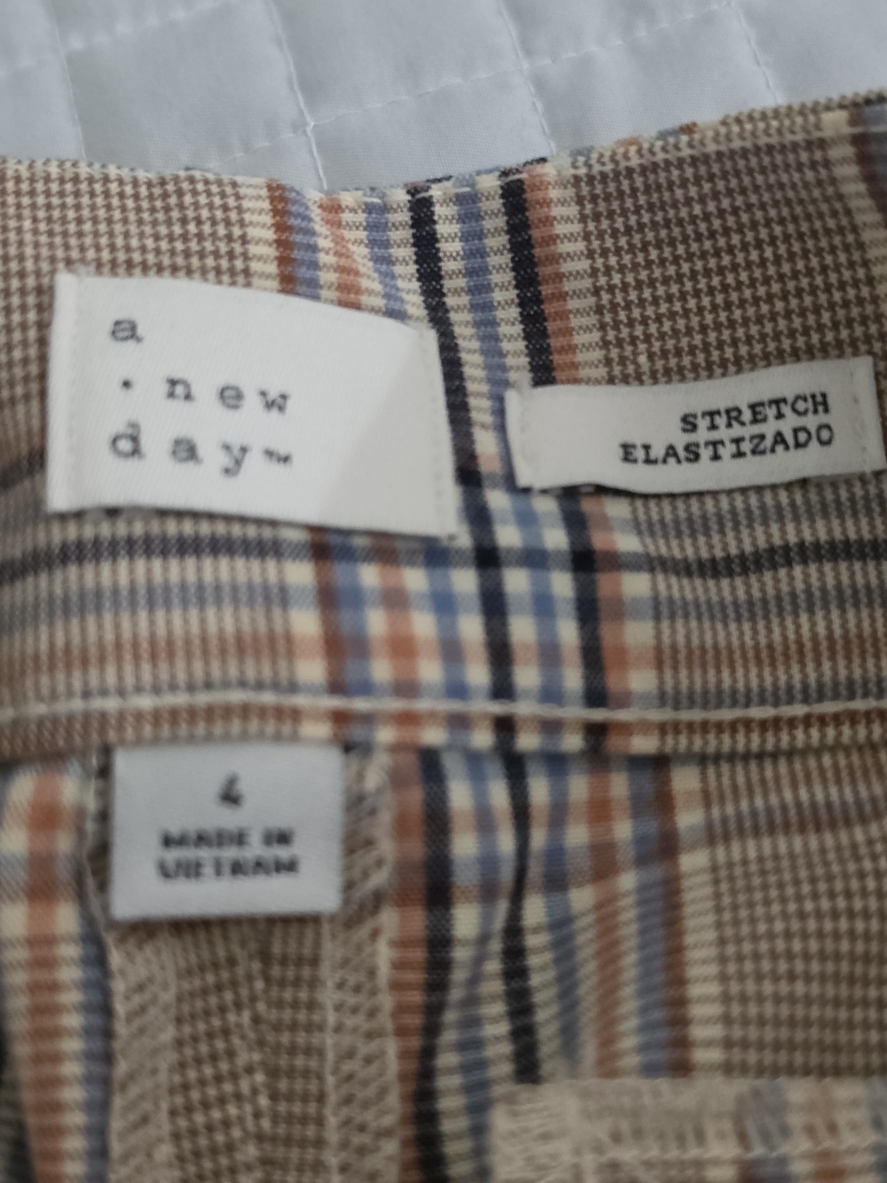 a new day Plaid Dress Pants Tan/Multicolor Womens 4 Stretch Ankle - Picture 6 of 7